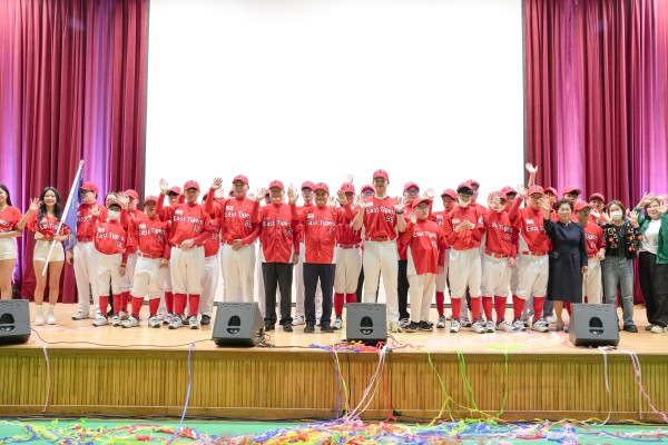 이티야구단발대식 단체사진 (15).jpg