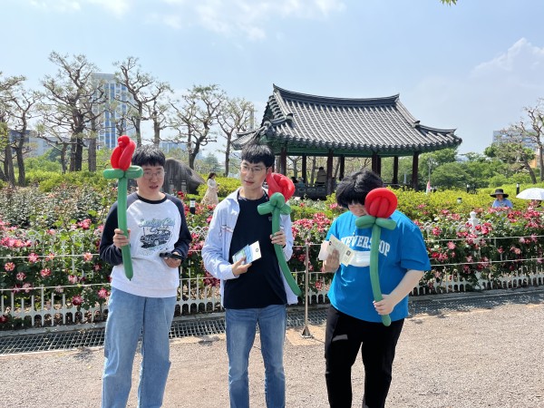 ed9a2c7a8ea7986a450db68c06fe313e_1778816354_0868.jpg