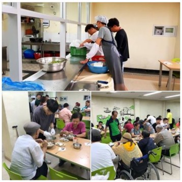 8월 11일 말복을 맞이하여 행복나눔밥상 진행 이미지